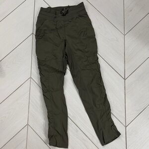 Women’s Lululemon Dance studio Pants